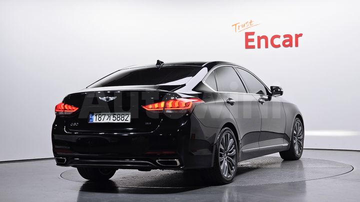 Genesis G80 2017 — 2