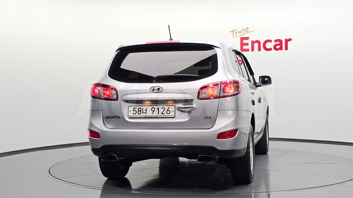 Hyundai SantaFe 2010 — 4