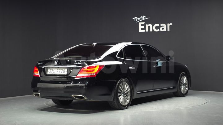 Hyundai Equus 2014 — 2