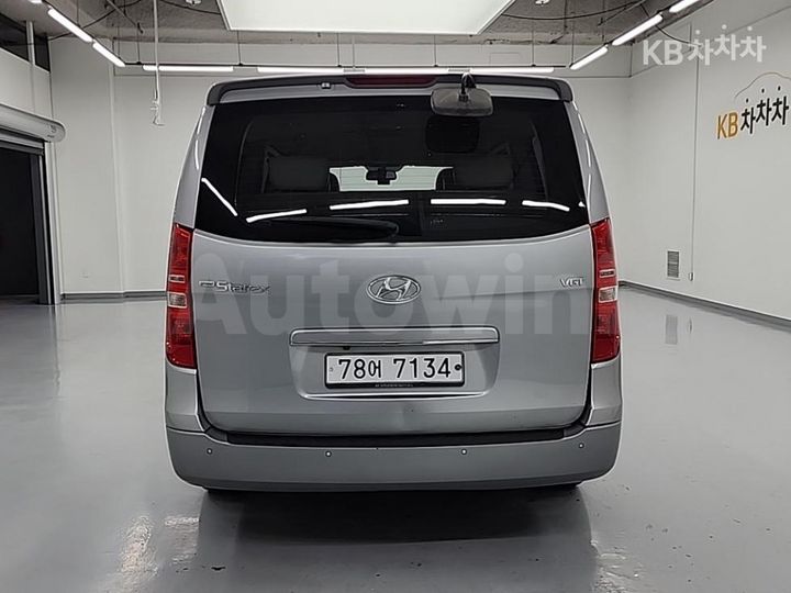 Hyundai Starex 2015 — 3