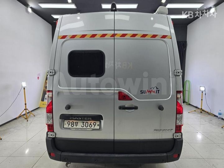 Renault Master 2020 — 5
