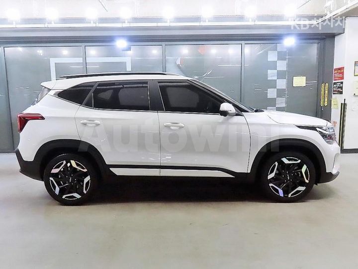 Kia Seltos 2024 — 3