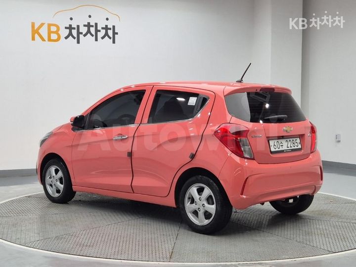 Chevrolet Spark 2018 KLYDC487DJC005786 — 2