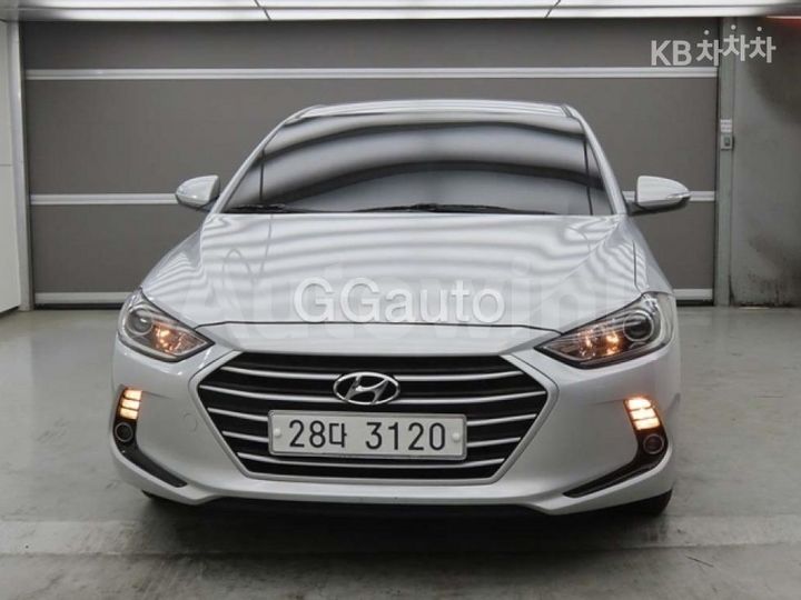 Hyundai Avante 2017 — 2