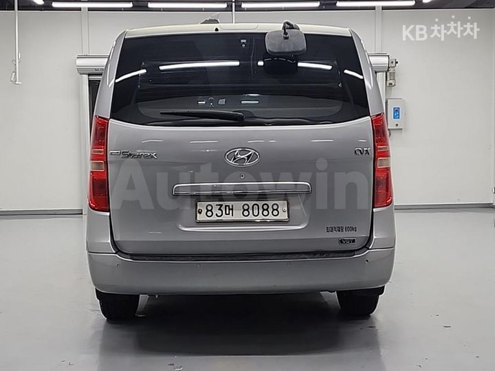 Hyundai Starex 2011 — 3