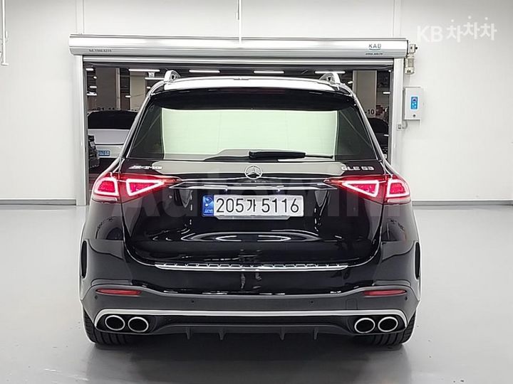 Mercedes Benz GLE Class 2023 — 3
