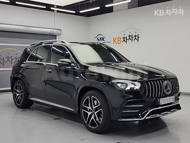 Mercedes Benz GLE Class 2023 — 4