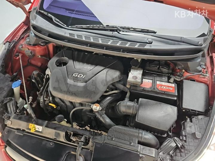 Hyundai Avante 2013 — 5