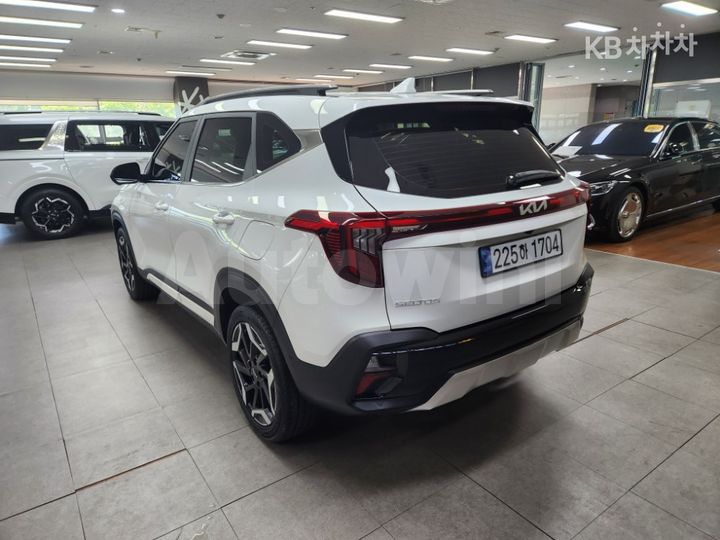 Kia Seltos 2025 — 5