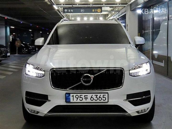 Volvo XC90 2017 — 2