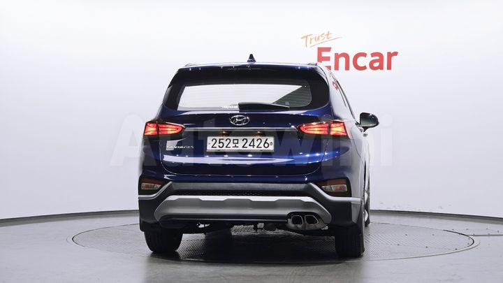 Hyundai SantaFe 2020 — 4