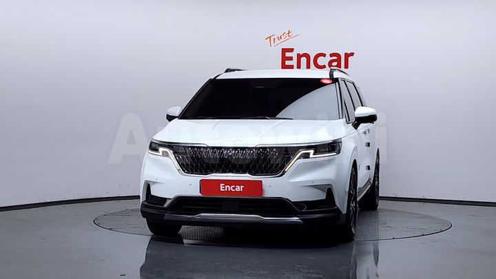 Kia Carnival 2023 — 3