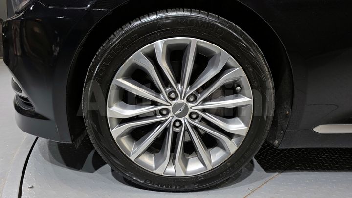 Hyundai Genesis 2015 — 5