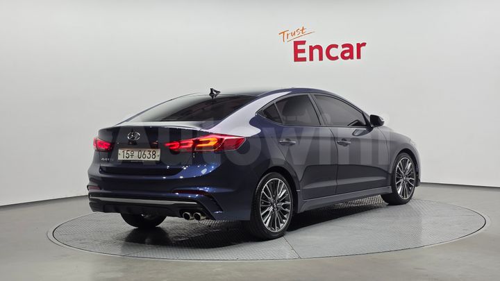 Hyundai Avante 2017 — 2