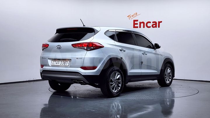 Hyundai Tucson 2016 — 2