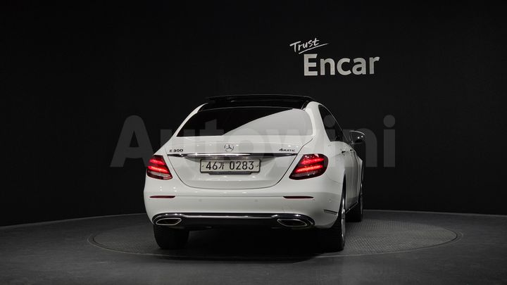 Mercedes Benz E Class 2017 — 4