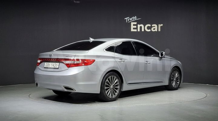 Hyundai Grandeur 2013 — 2
