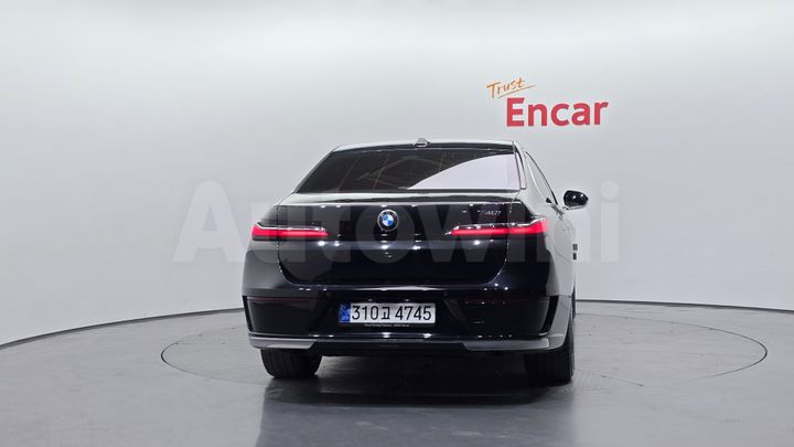 BMW 7 Series 2023 — 4