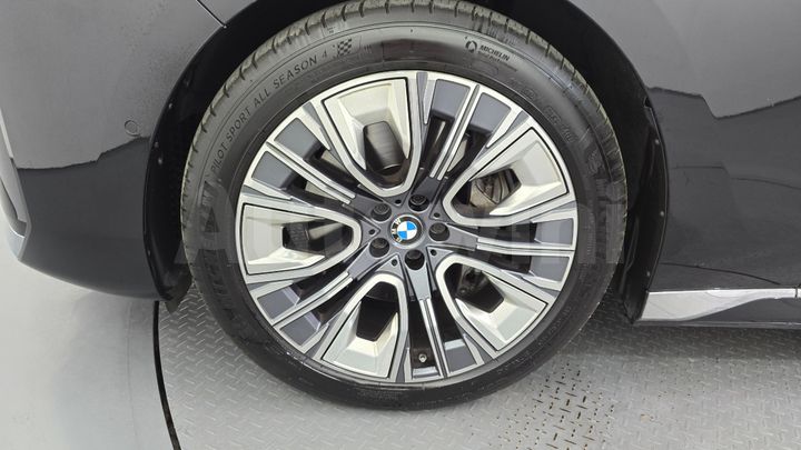 BMW 7 Series 2023 — 5