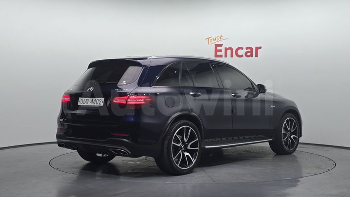 Mercedes Benz GLC Class 2018 — 2