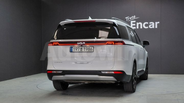 Kia Carnival 2023 — 4