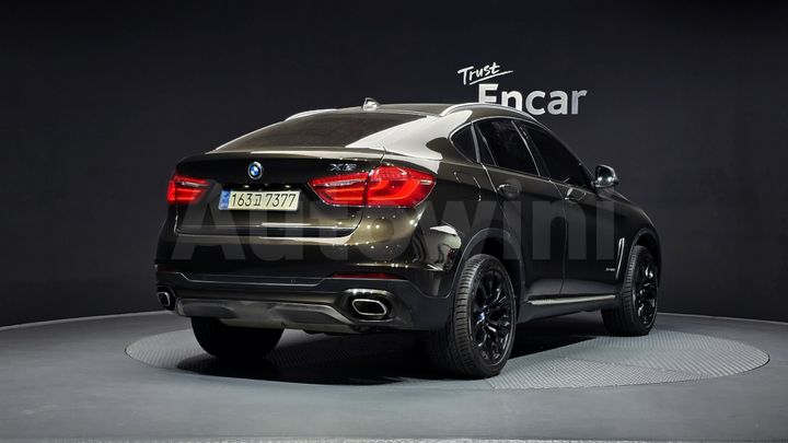 BMW X6 2015 — 2