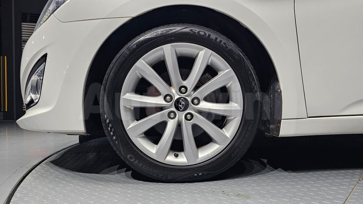 Hyundai i40 2014 — 5