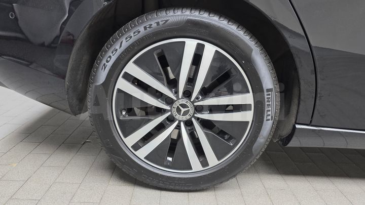 Mercedes Benz A Class 2023 — 5