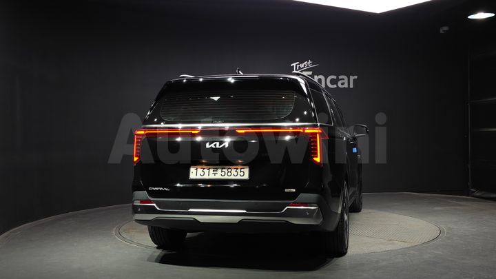 Kia Carnival 2025 — 4