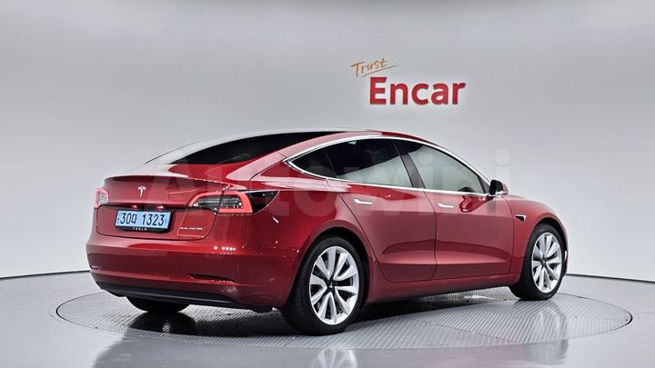 Tesla Model 3 2020 — 3
