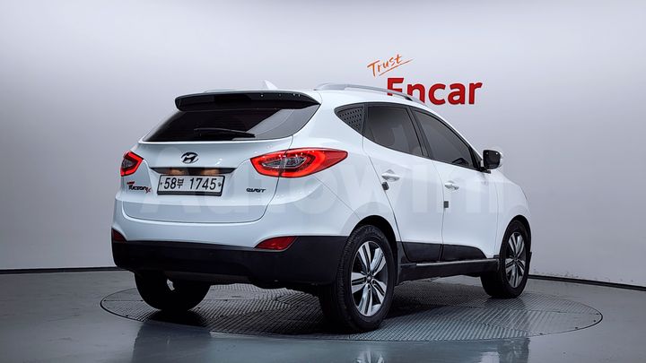 Hyundai Tucson 2015 — 2