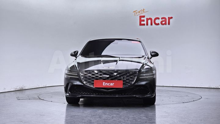 Genesis G80 2025 — 2