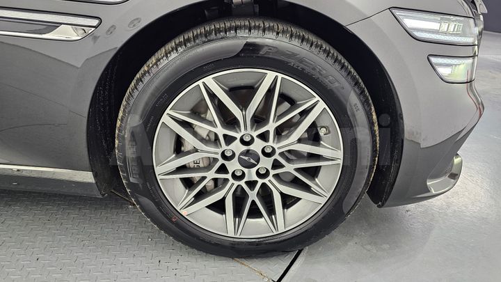 Genesis G80 2025 — 4