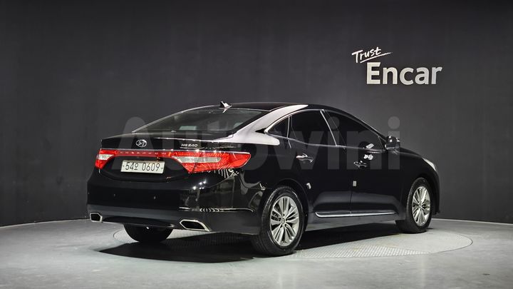 Hyundai Grandeur 2017 — 2