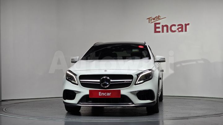 Mercedes Benz GLA Class 2019 — 3