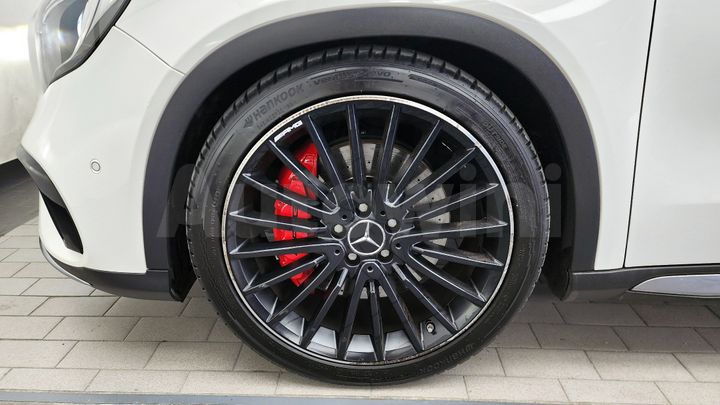 Mercedes Benz GLA Class 2019 — 5