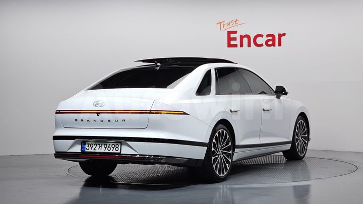 Hyundai Grandeur 2023 — 2