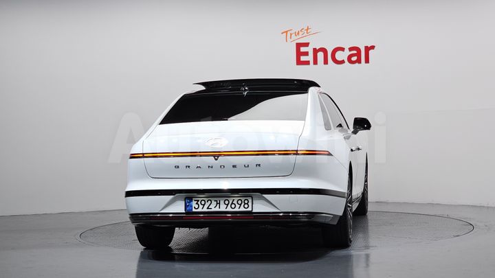 Hyundai Grandeur 2023 — 4
