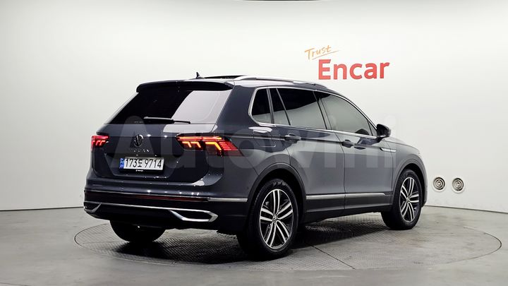 Volkswagen Tiguan 2024 — 2