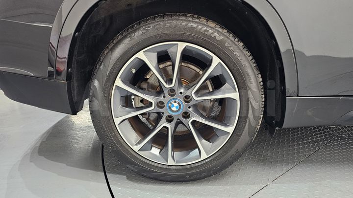 BMW X5 2018 — 5