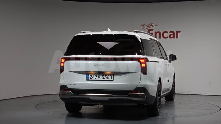 Kia Carnival 2025 — 3