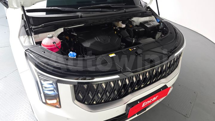 Kia Carnival 2025 — 5