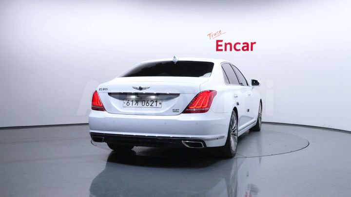 Genesis EQ900 2016 — 4