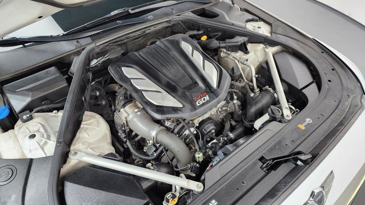 Genesis EQ900 2016 — 5