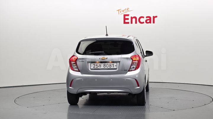 Chevrolet Spark 2018 — 4