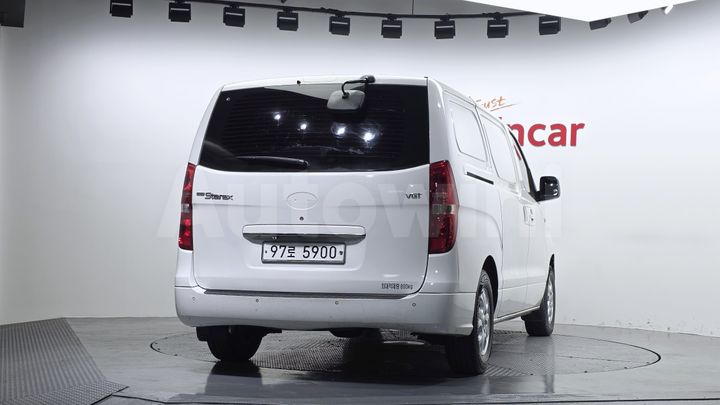 Hyundai Starex 2016 — 4