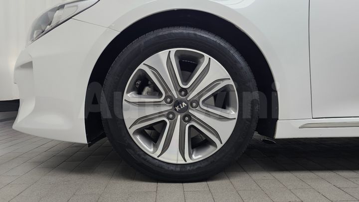 Kia K5 2017 — 5