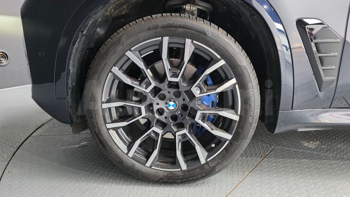 BMW X5 2026 — 5