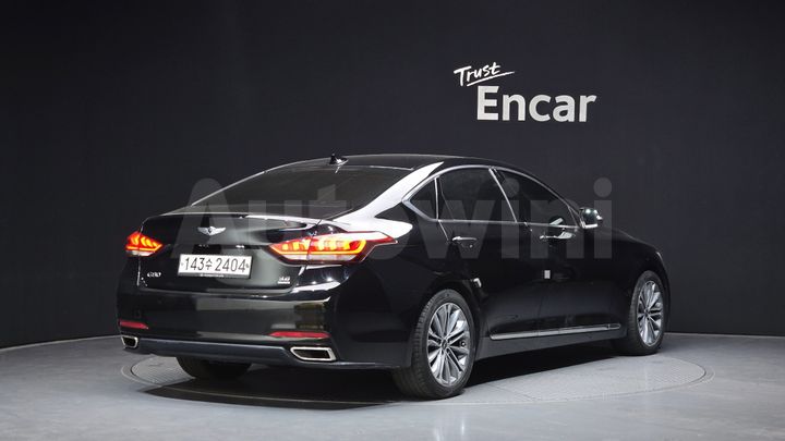 Hyundai Genesis 2016 — 2