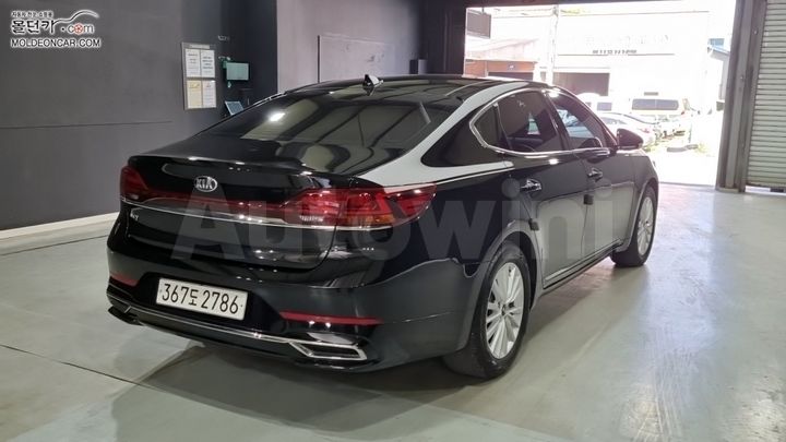 Kia K7 2019 — 2